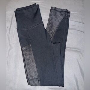 OFFLINE by Aerie (Small)